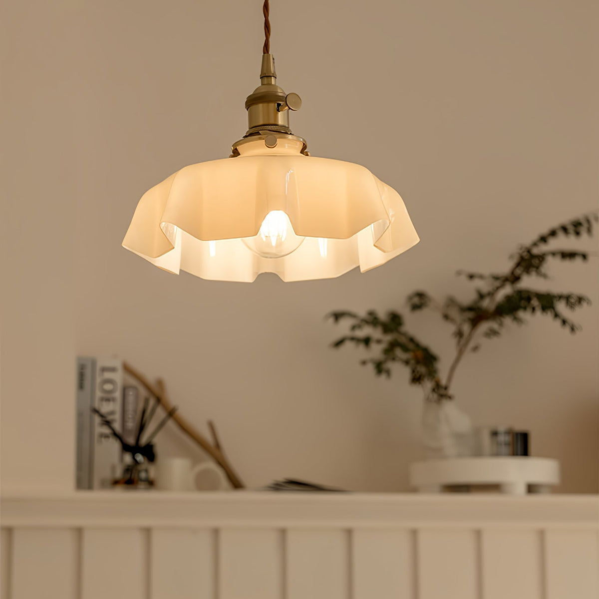 Scallop Swag Pendant Light