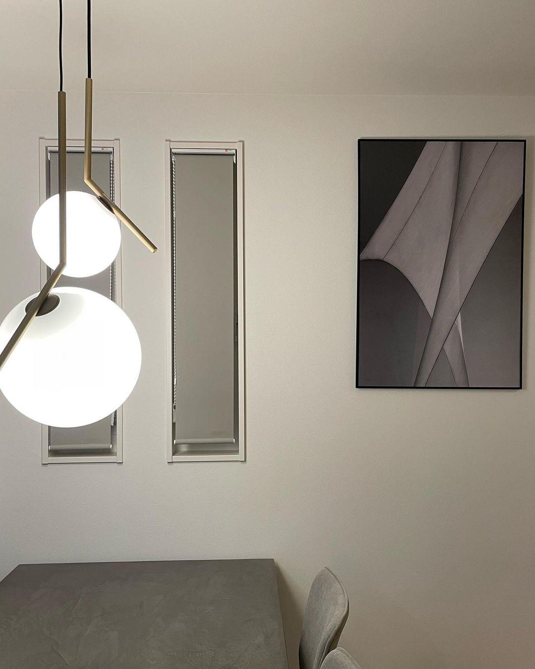 Poise Globe Pendant Light