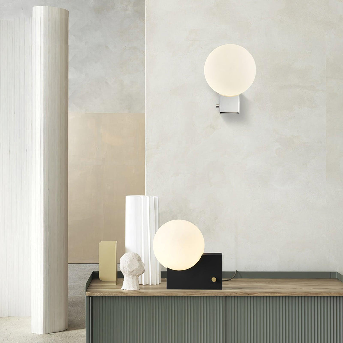 Block Globe Table Lamp