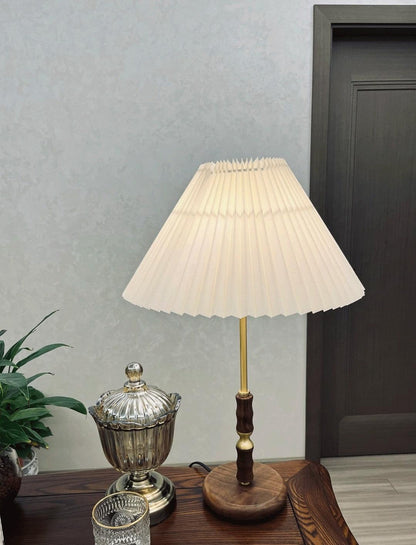 Still Pleat Table Lamp