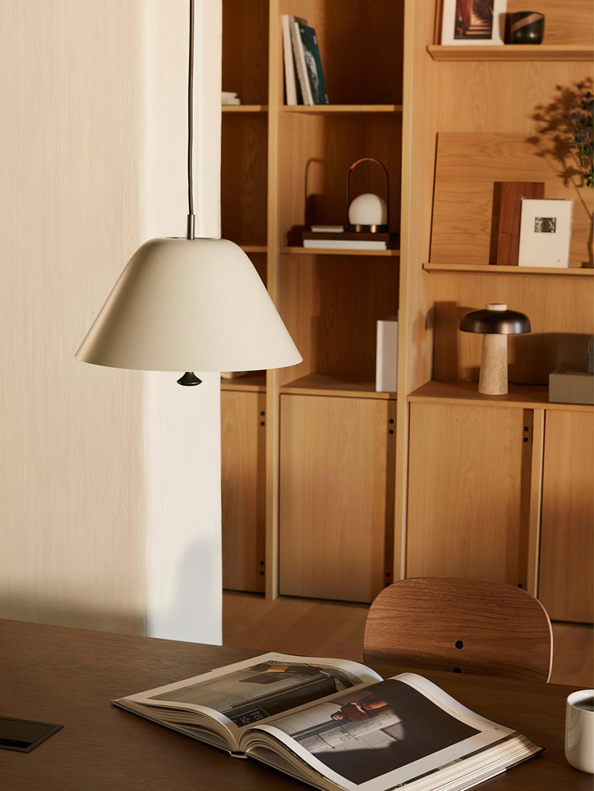 Still Cone Pendant Light