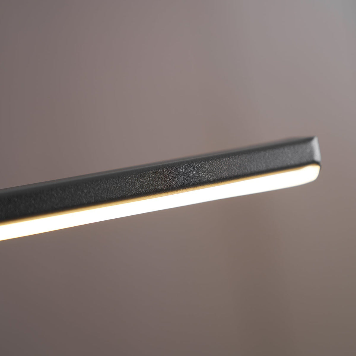 Crossbeam Pendant Light