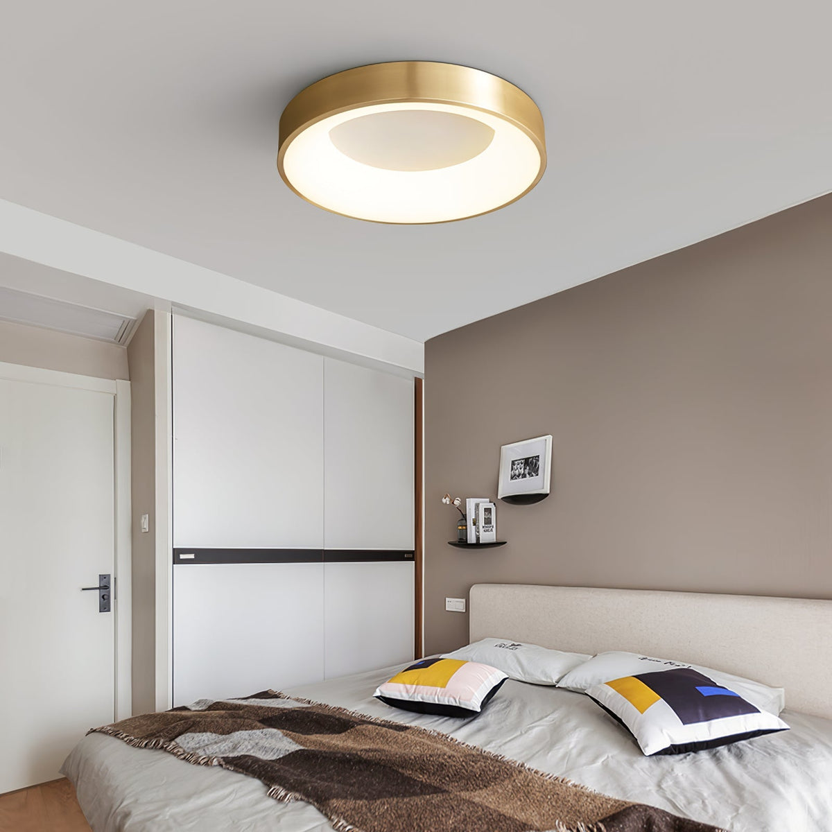 Aure Ring Ceiling Light