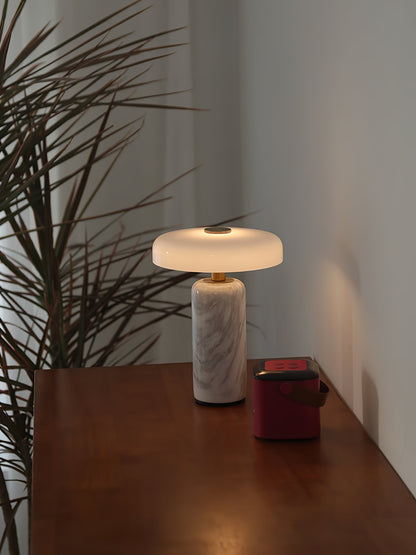 Vein Cap Table Lamp