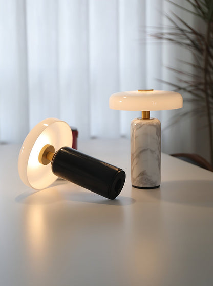 Vein Cap Table Lamp