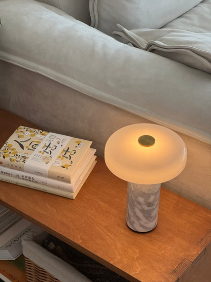 Vein Cap Table Lamp