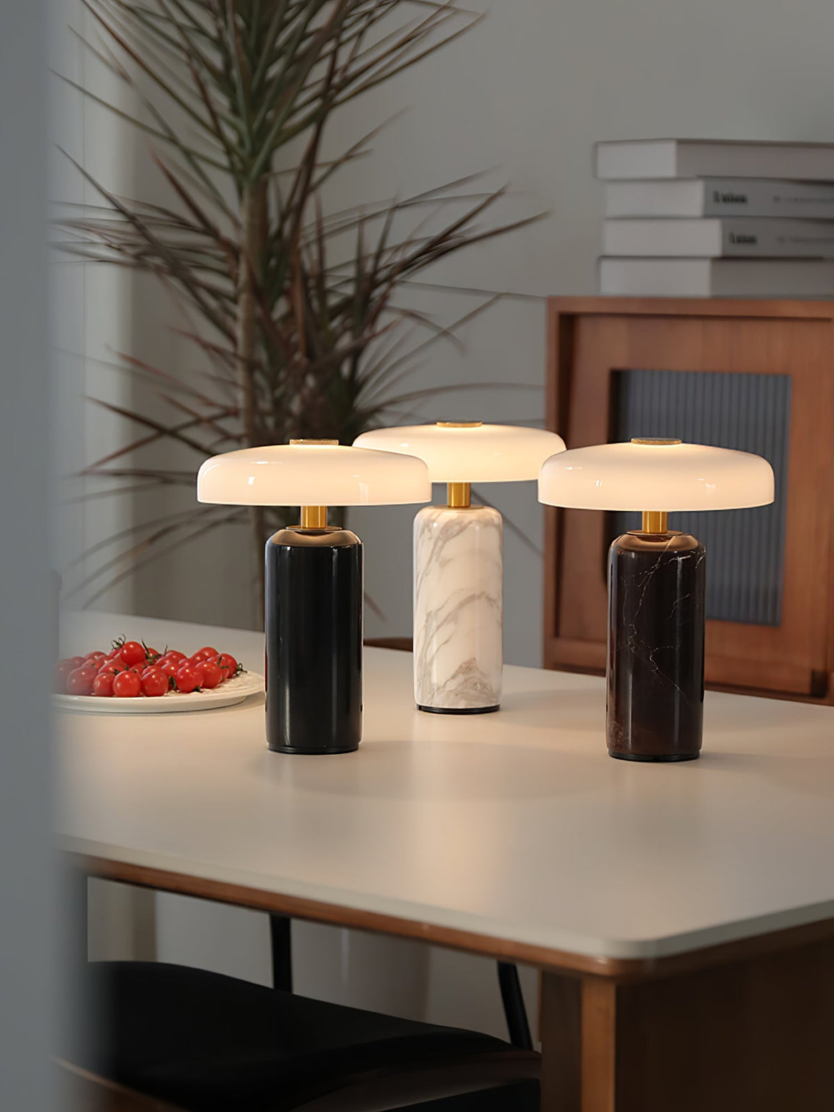 Vein Cap Table Lamp