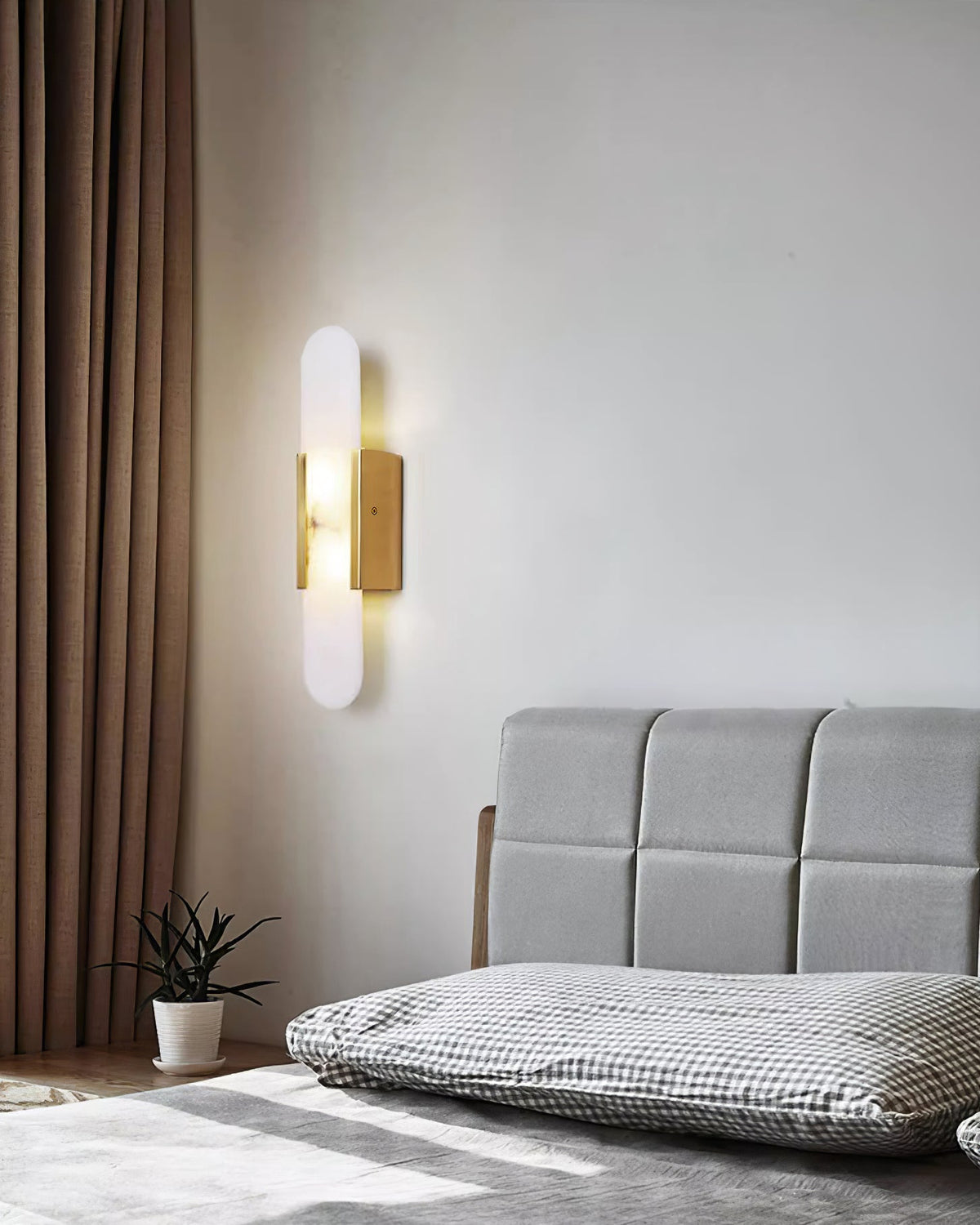 Vein Slot Wall Light