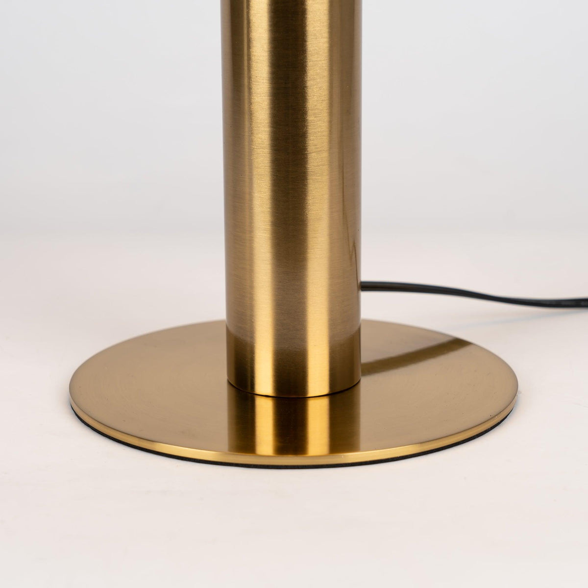 Vein Dome Table Lamp