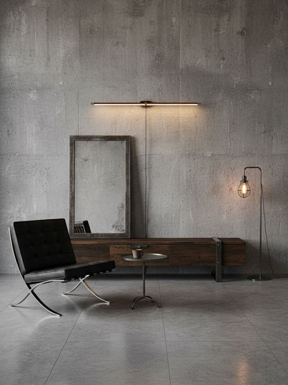 Fine Line Plug-in Wall Light
