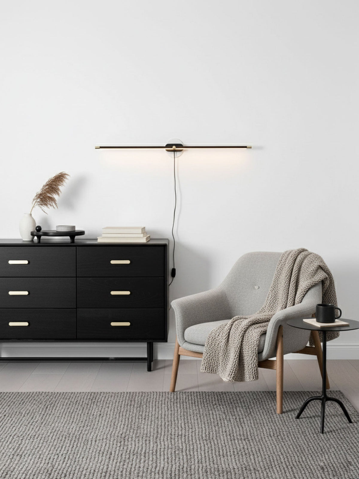 Fine Line Plug-in Wall Light