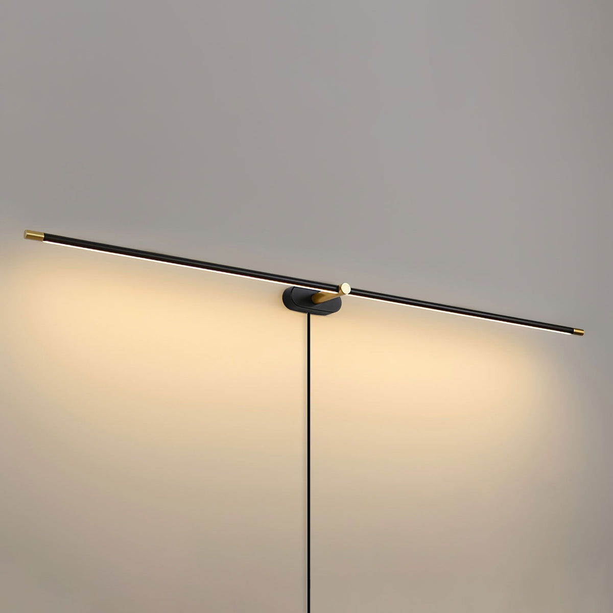 Fine Line Plug-in Wall Light