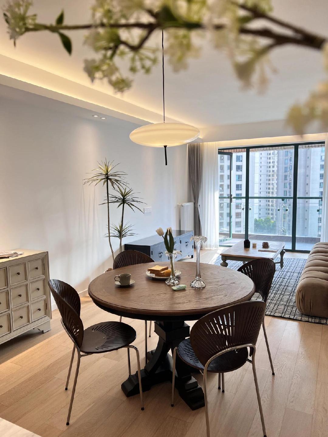 Lowline Oval Pendant Light