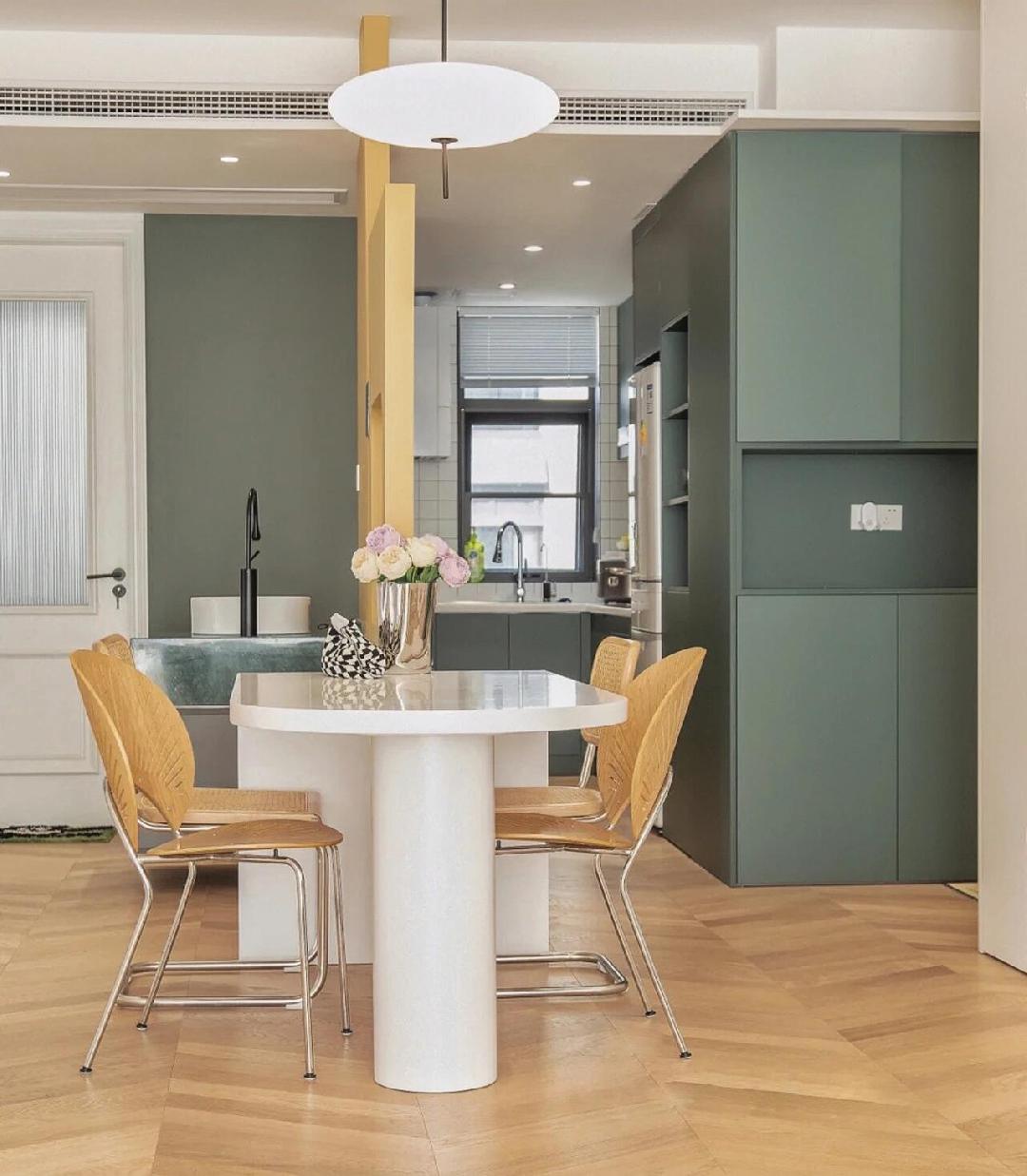 Lowline Oval Pendant Light