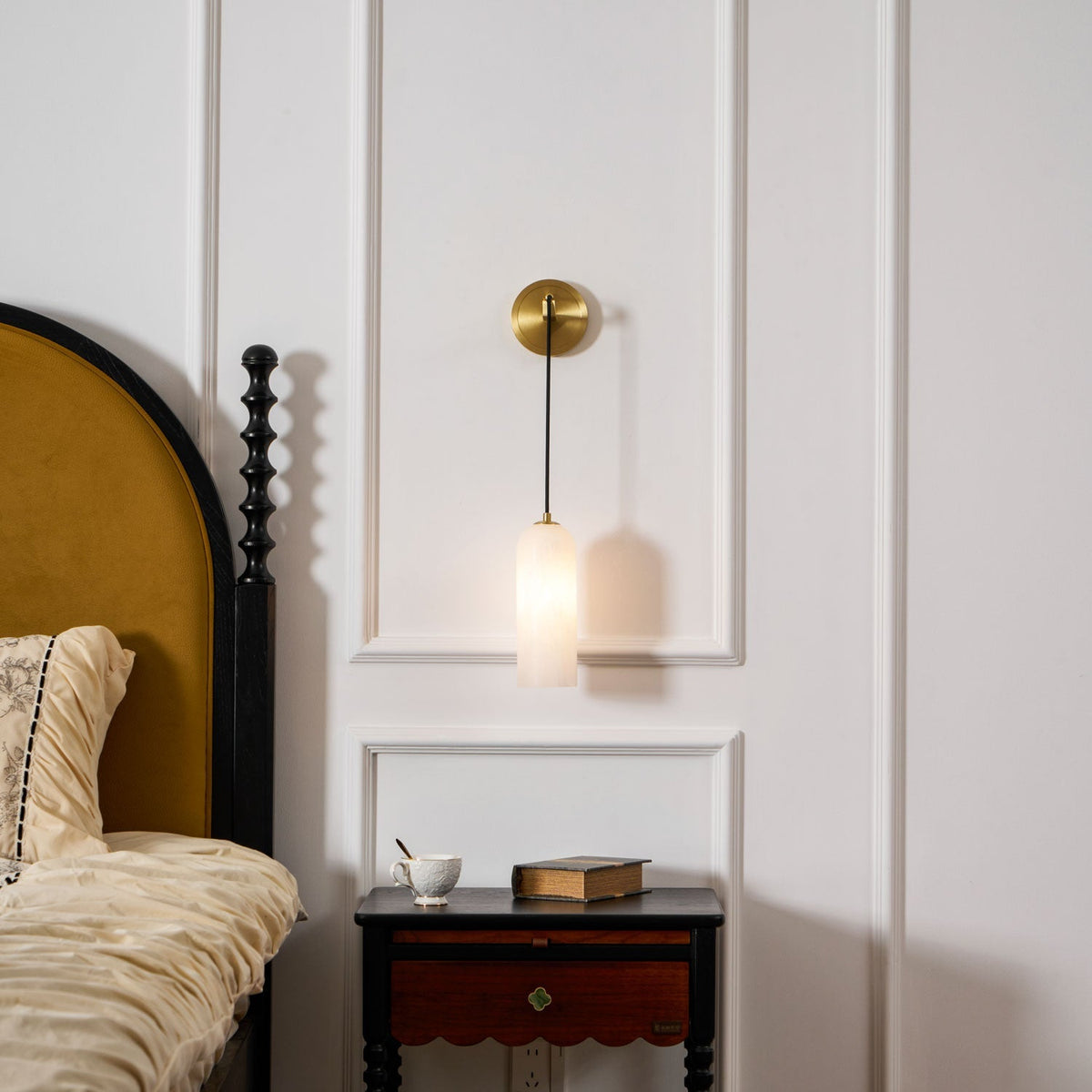 Vein Drop Wall Light