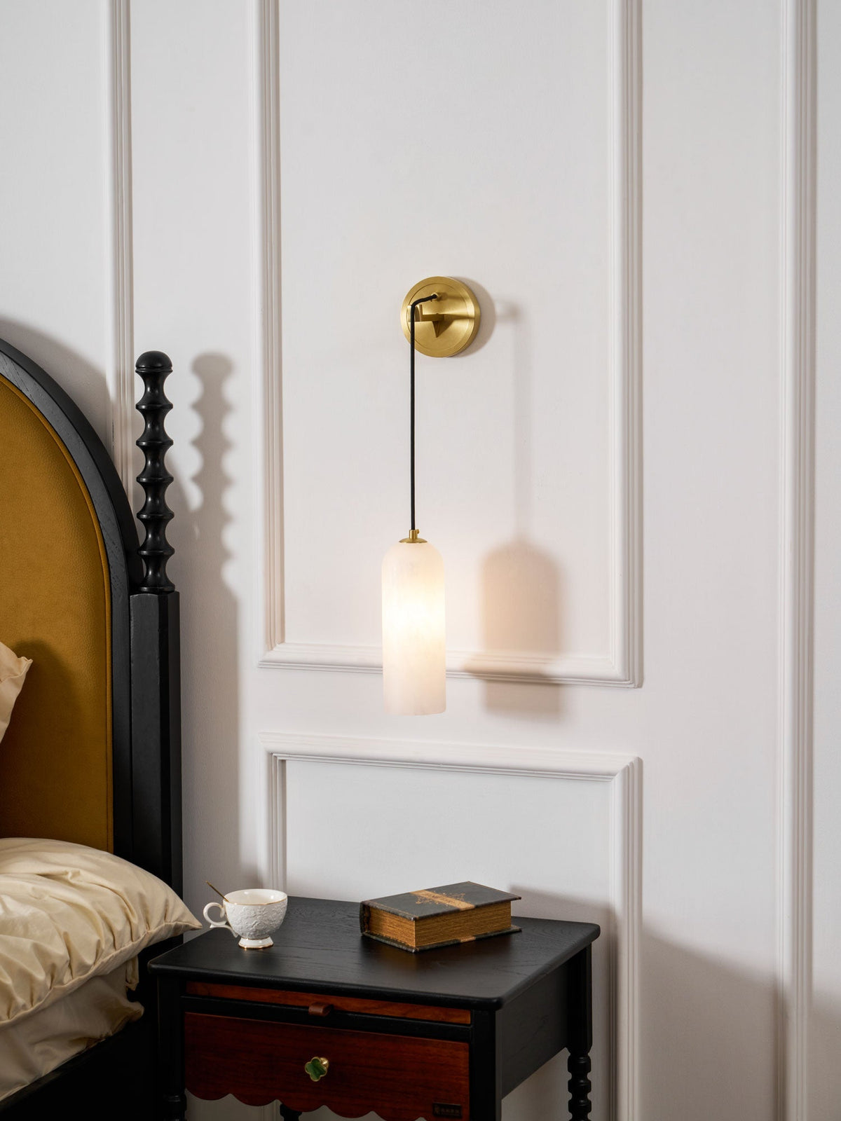Vein Drop Wall Light