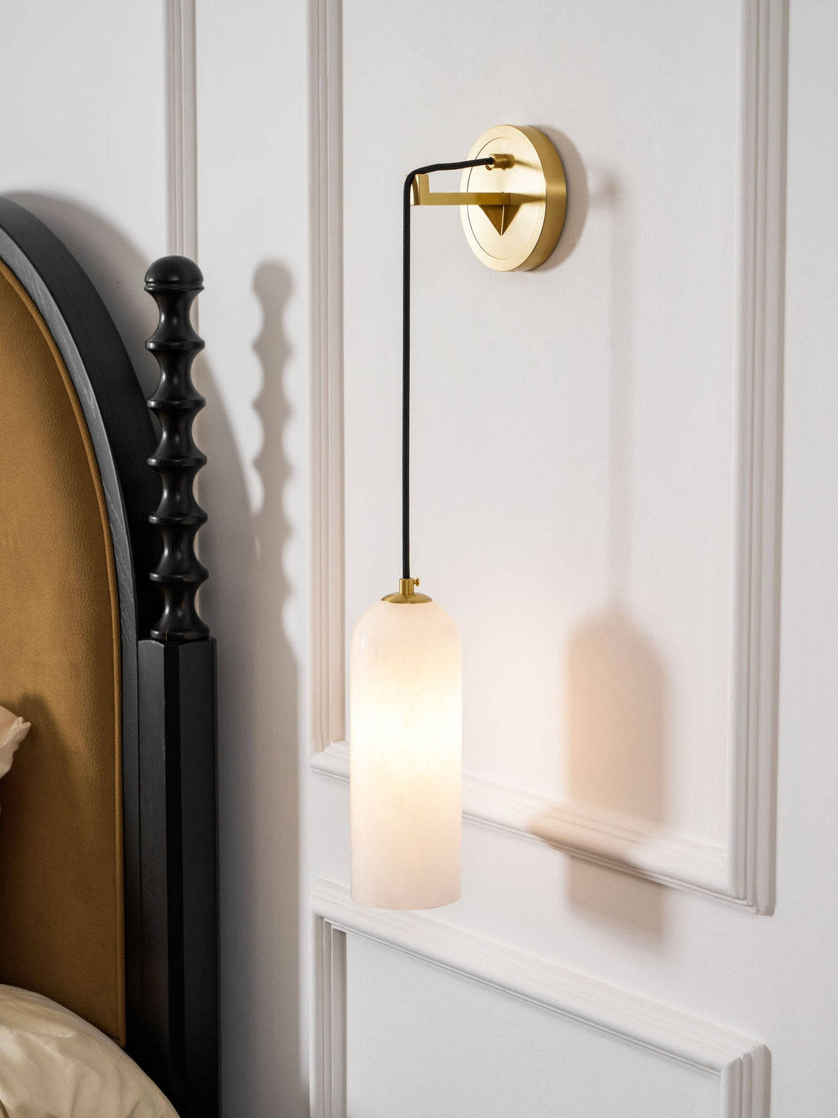Vein Drop Wall Light