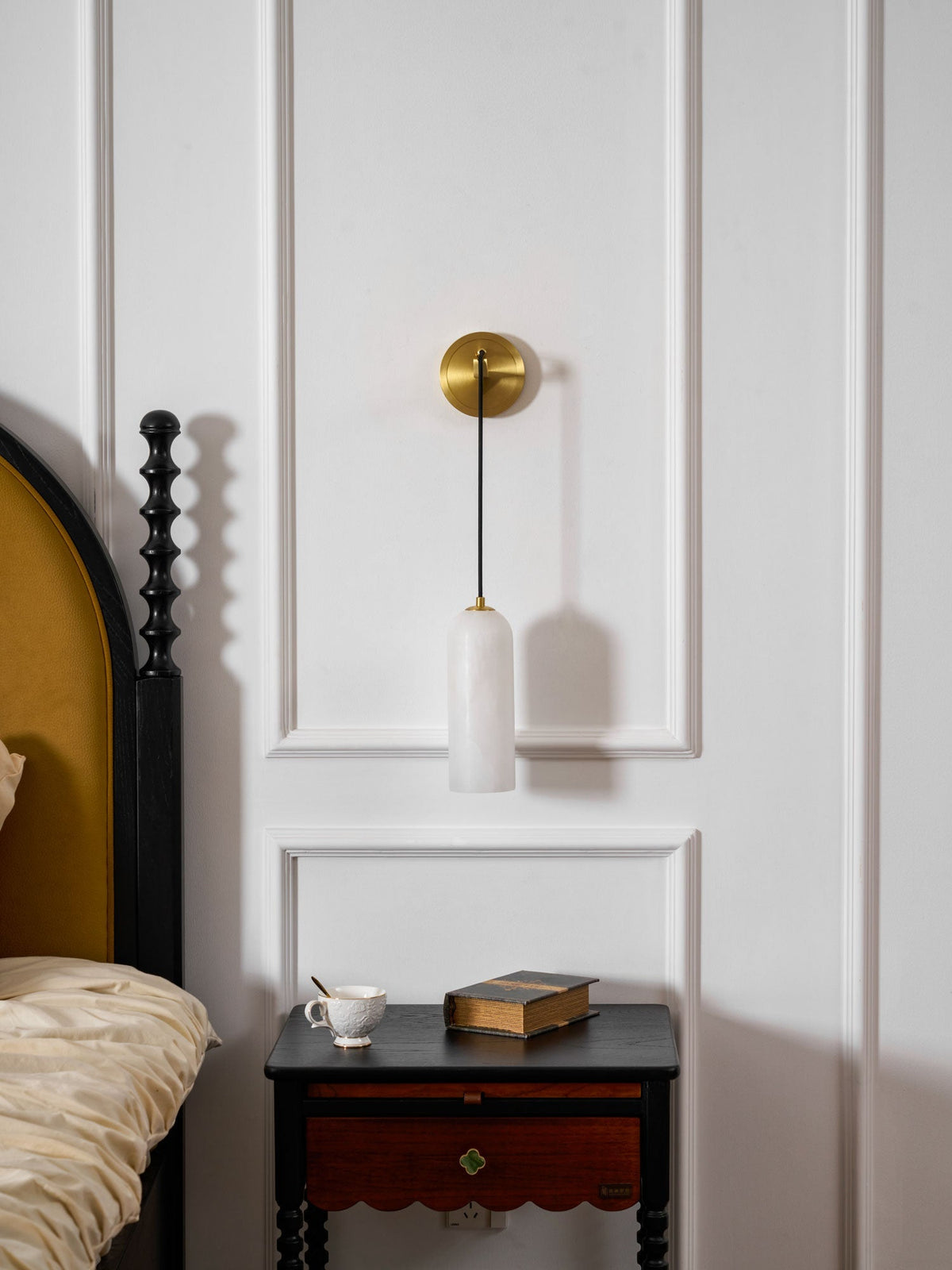 Vein Drop Wall Light