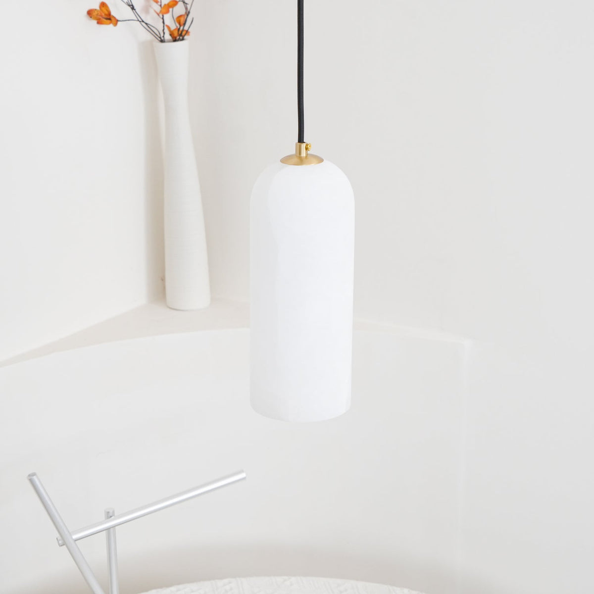Vein Capsule Pendant Light