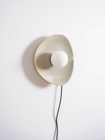 Still Disc Plug-in Wall Light