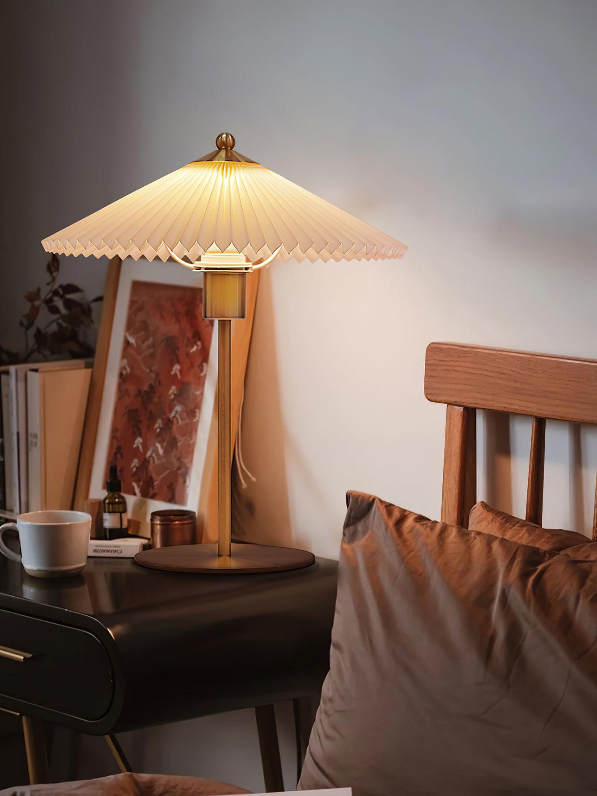 Folio Pleat Table Lamp