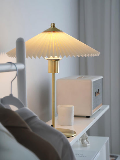 Folio Pleat Table Lamp