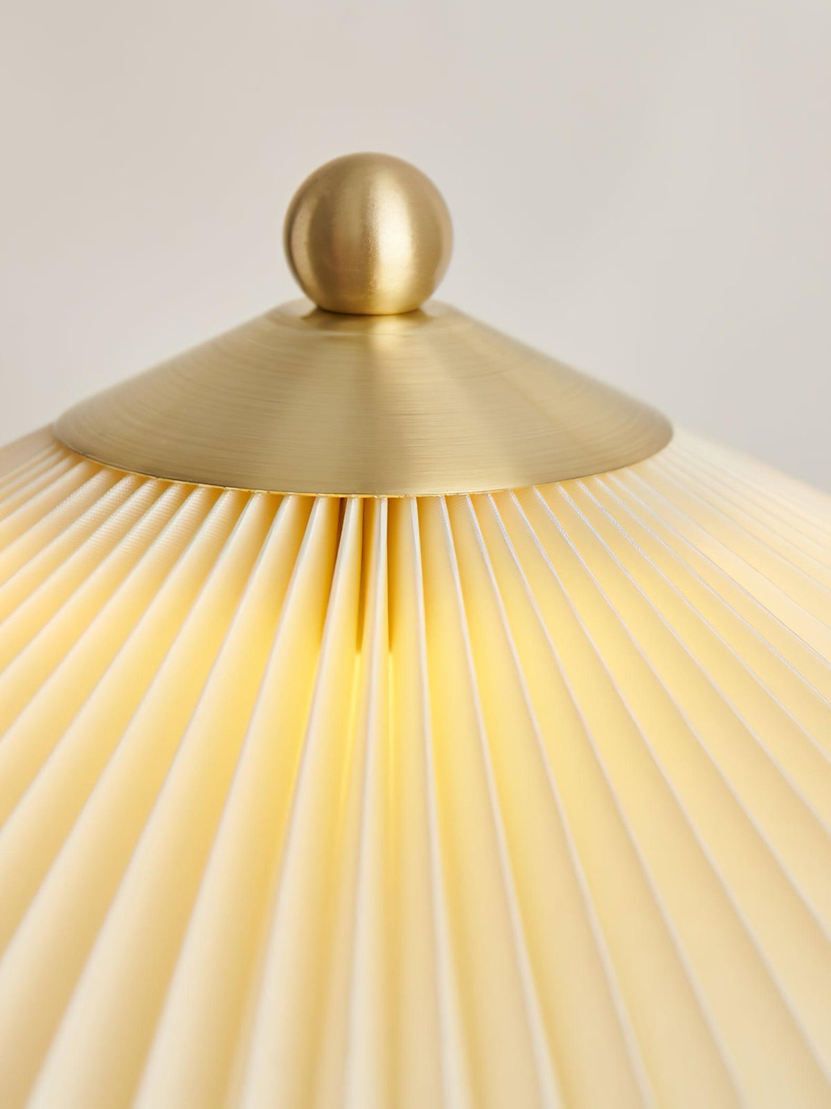 Folio Pleat Table Lamp