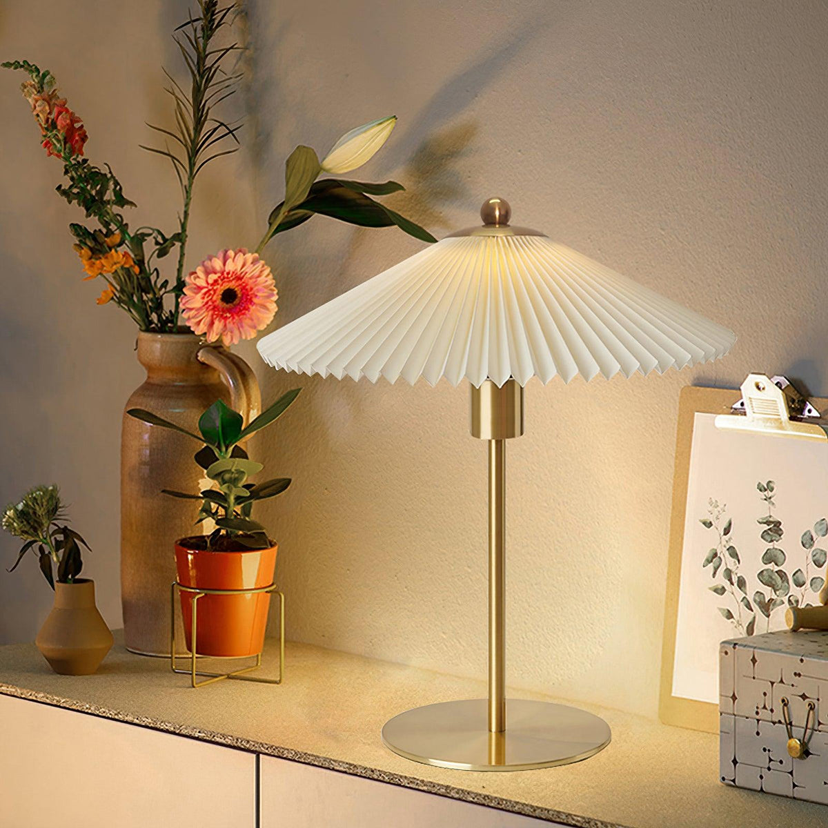 Folio Pleat Table Lamp
