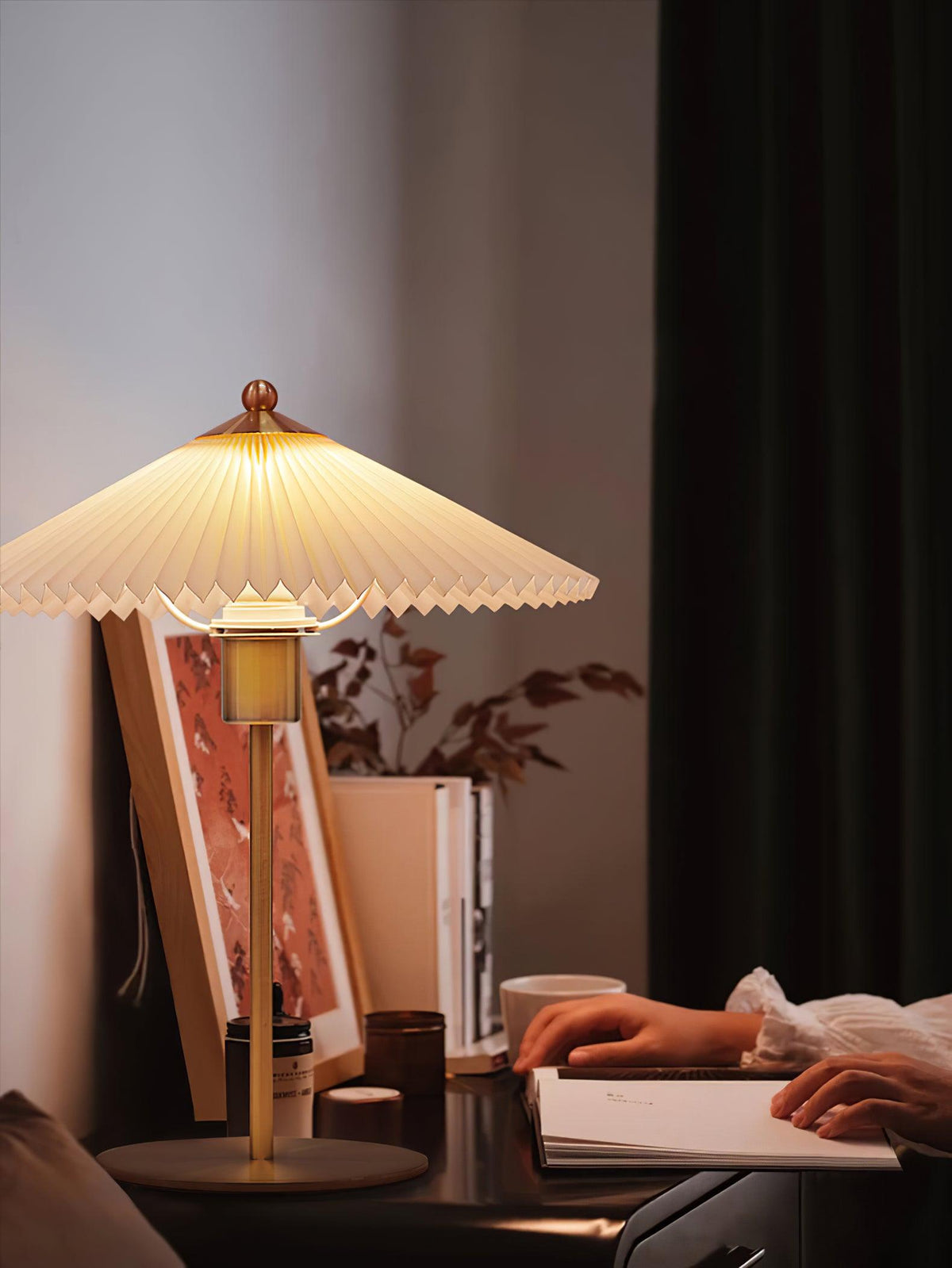 Folio Pleat Table Lamp