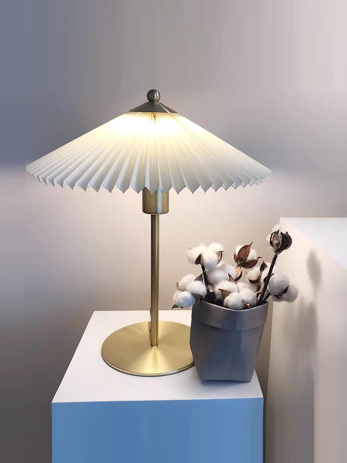 Folio Pleat Table Lamp