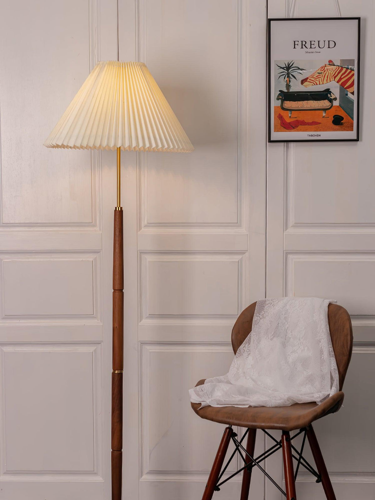 Column Pleat Floor Lamp