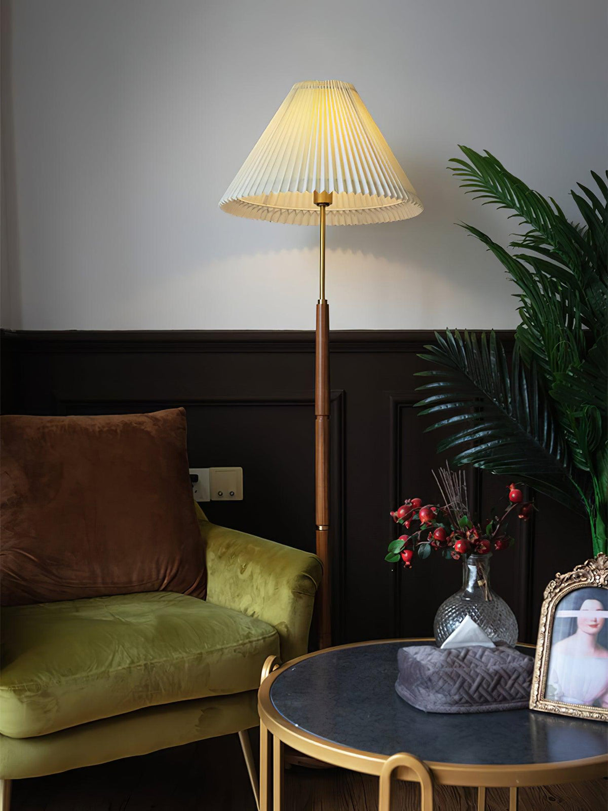 Column Pleat Floor Lamp