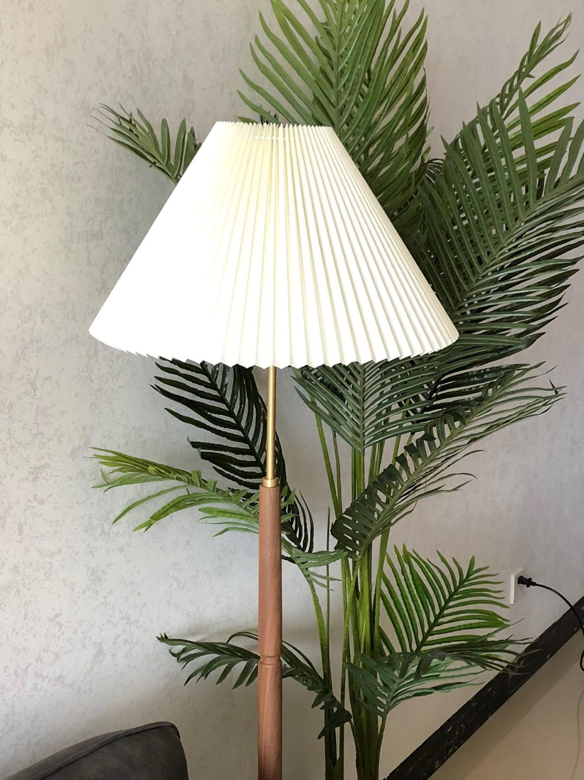 Column Pleat Floor Lamp
