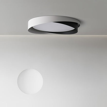 Crossing Ring Ceiling Light