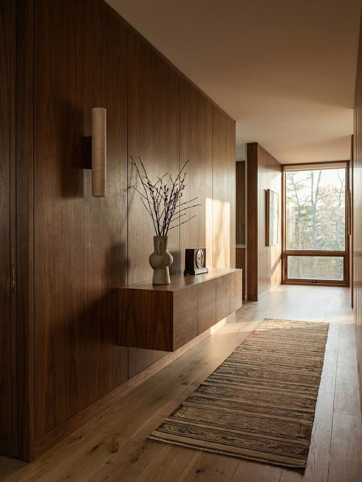 Stratum Column Wall Light