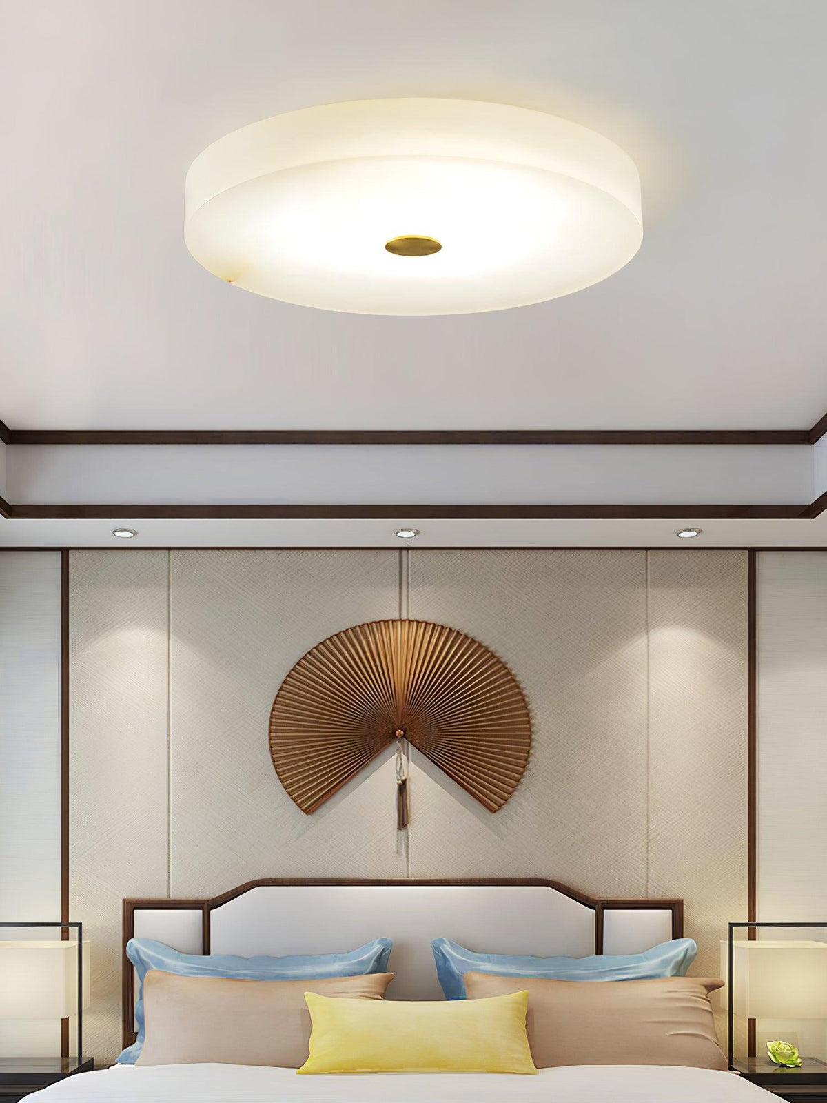 Still Disc Ceiling Light