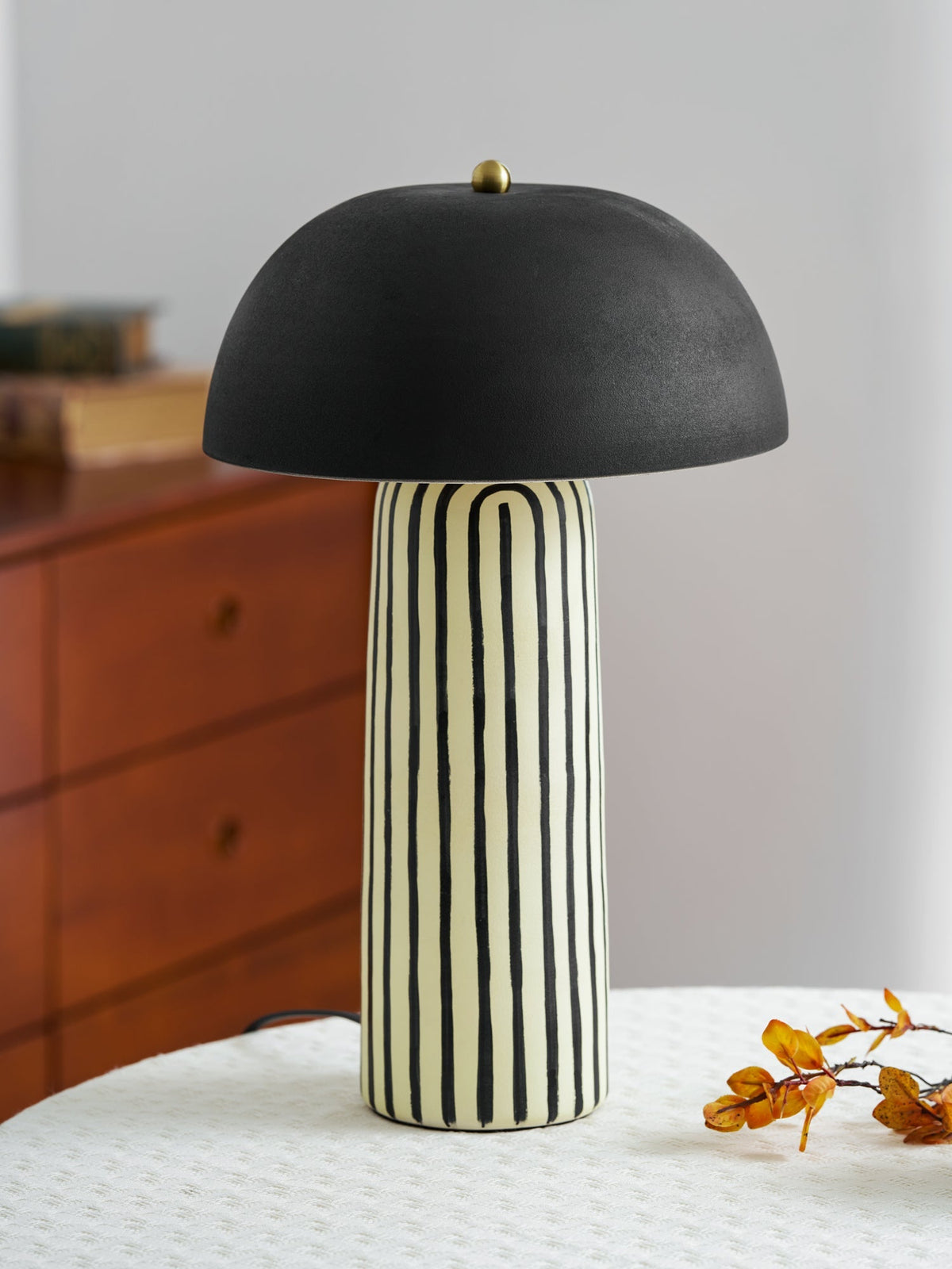 Contour Stripe Table Lamp