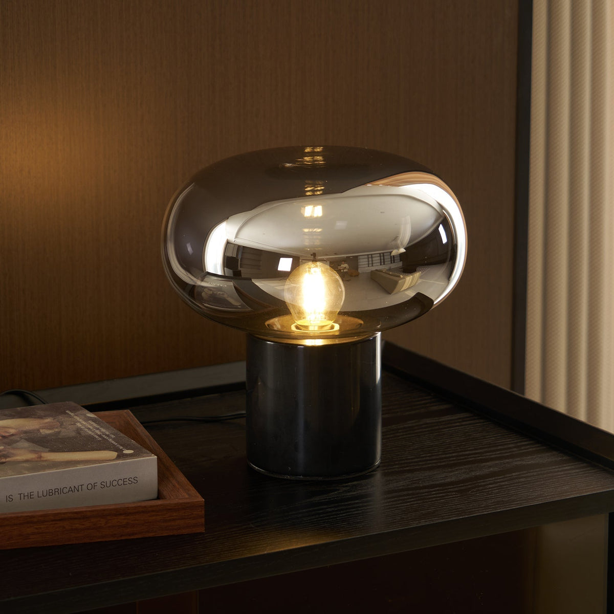 Smoke Bowl Table Lamp