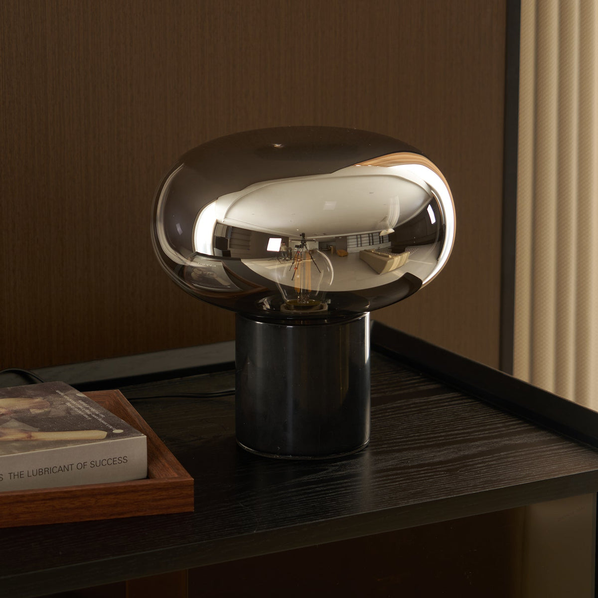 Smoke Bowl Table Lamp