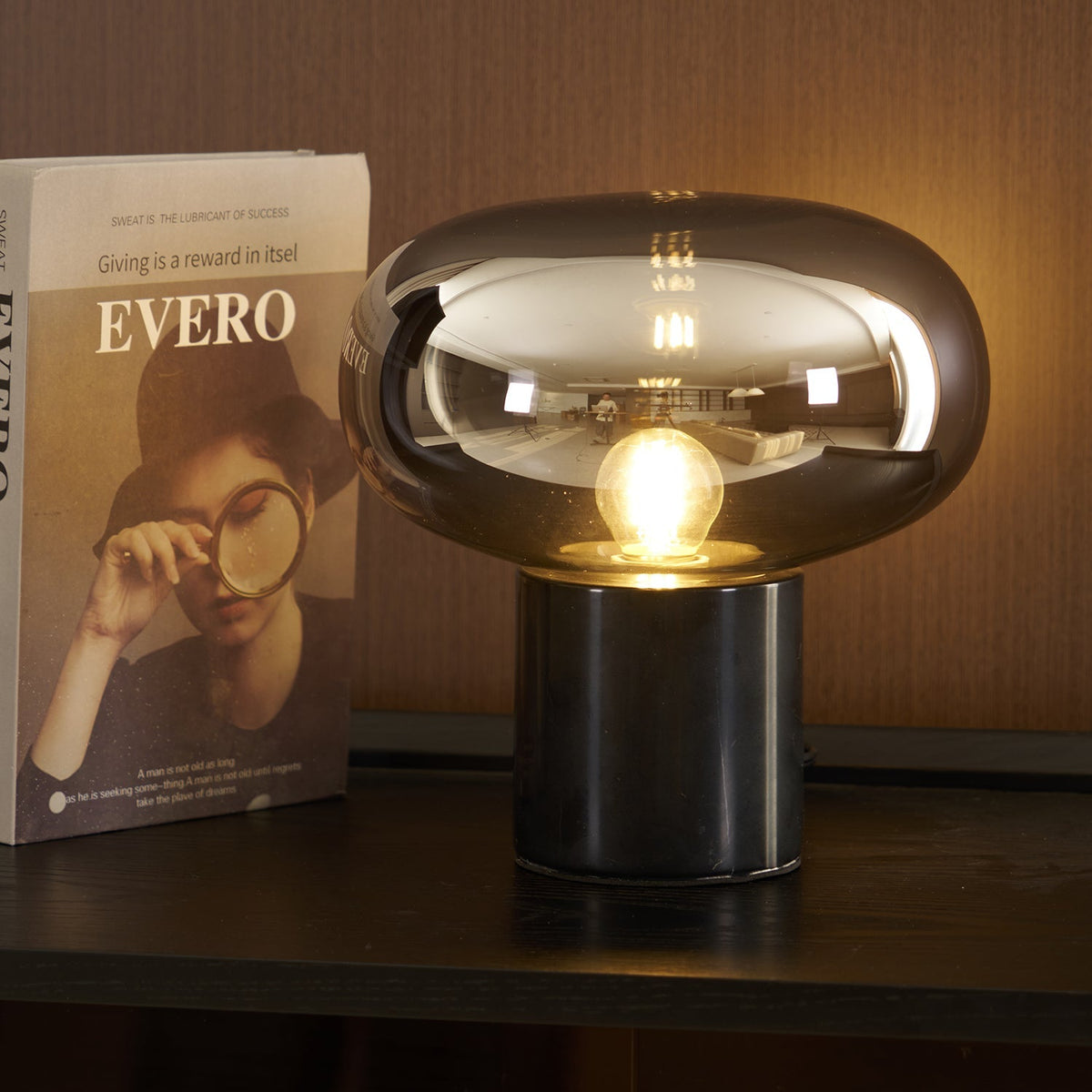 Smoke Bowl Table Lamp