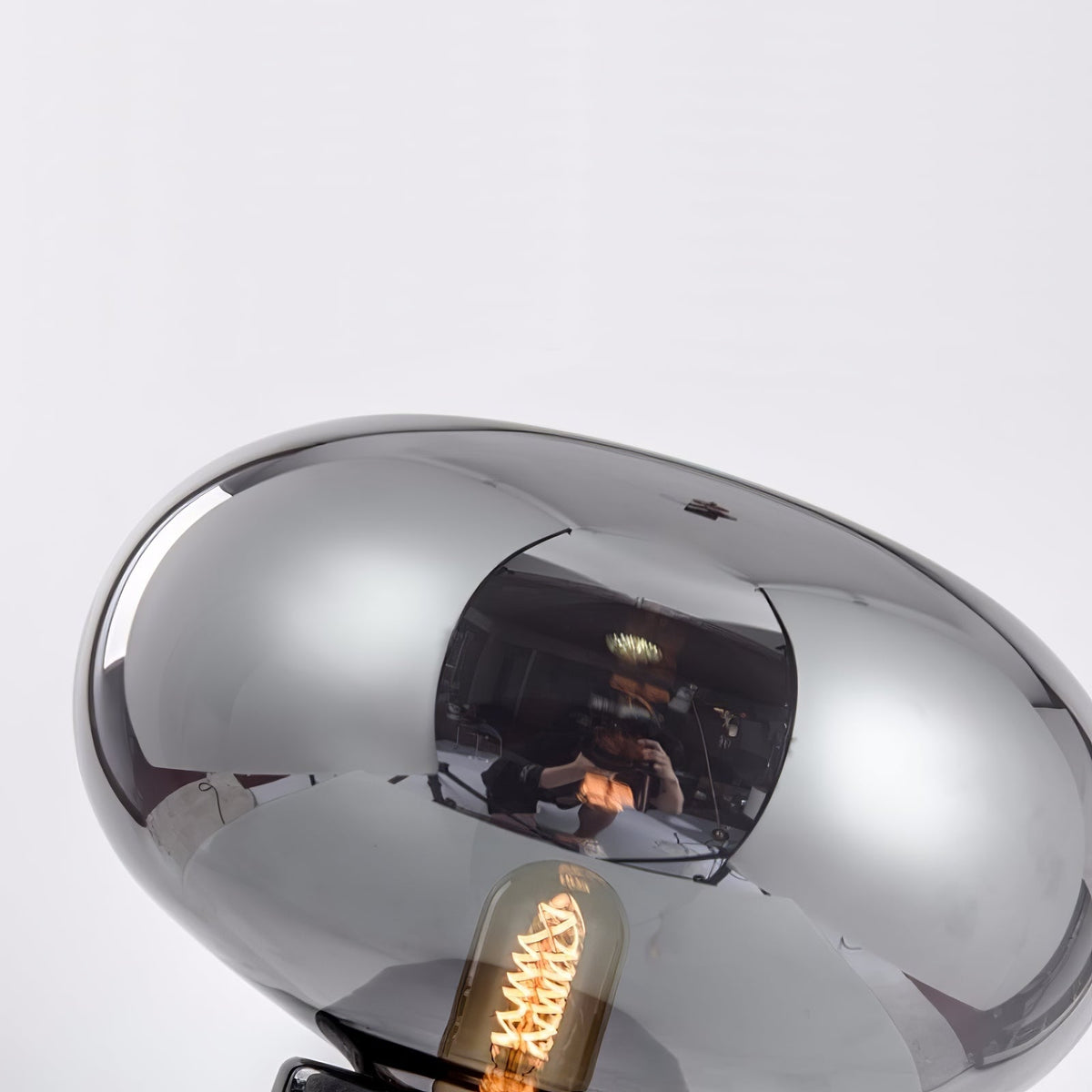 Smoke Bowl Table Lamp