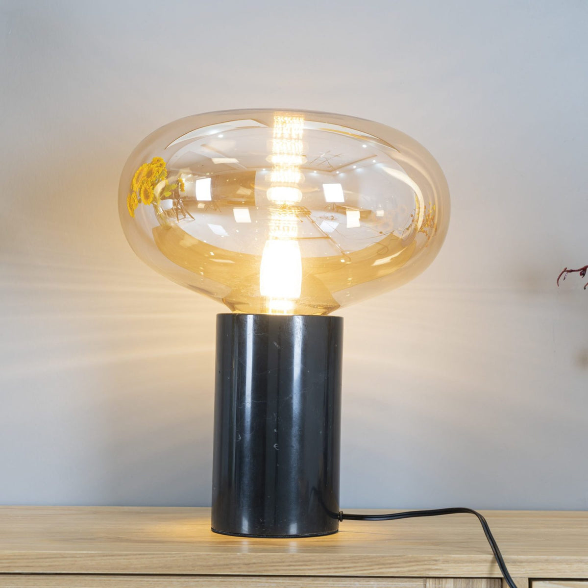 Smoke Bowl Table Lamp