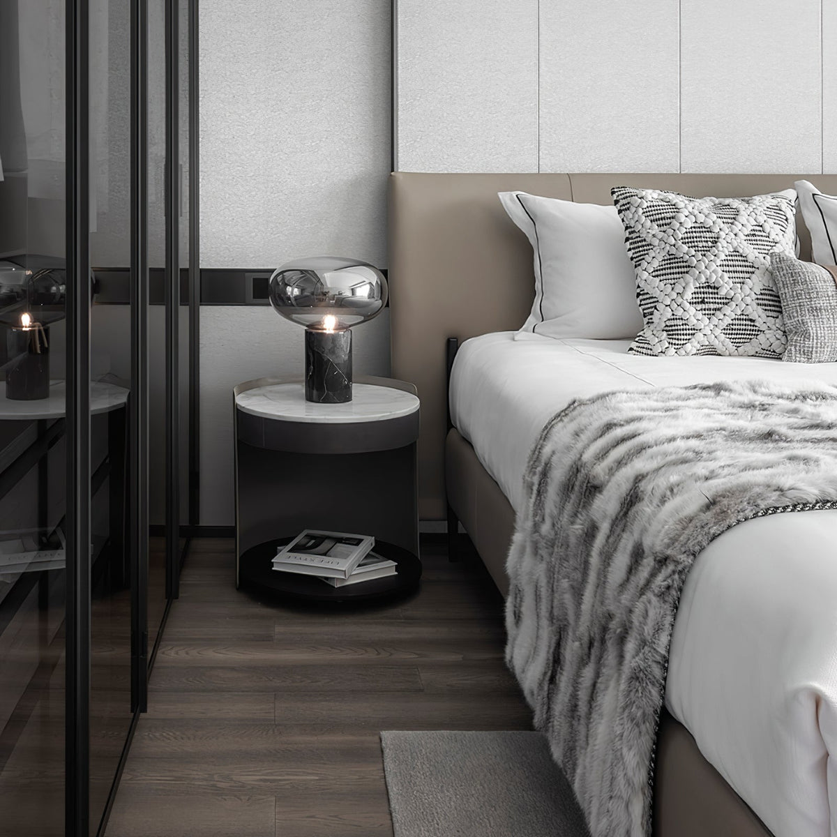 Smoke Bowl Table Lamp