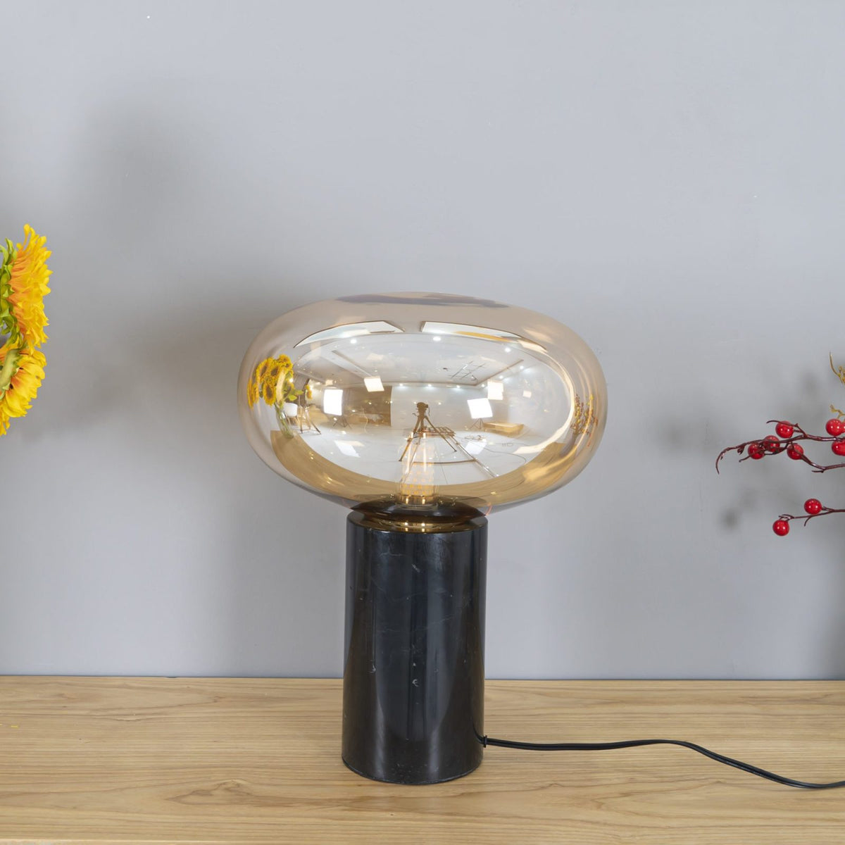 Smoke Bowl Table Lamp