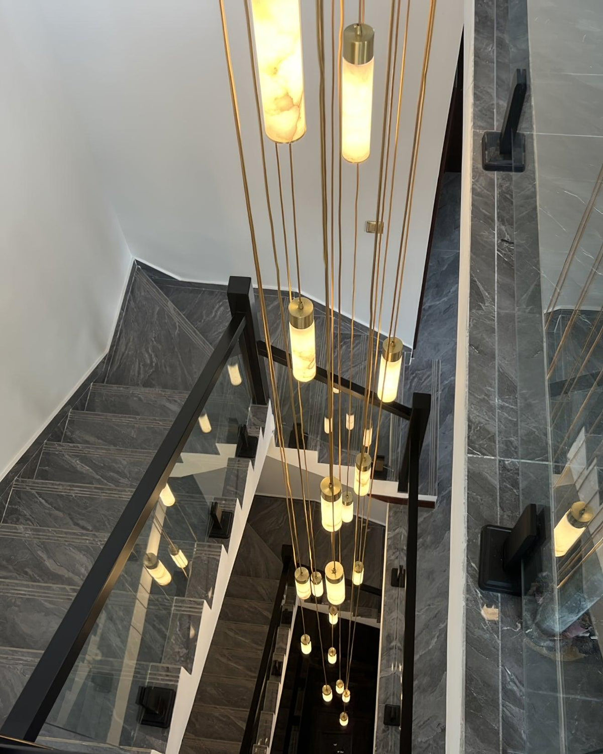 Vein Column Pendant Light