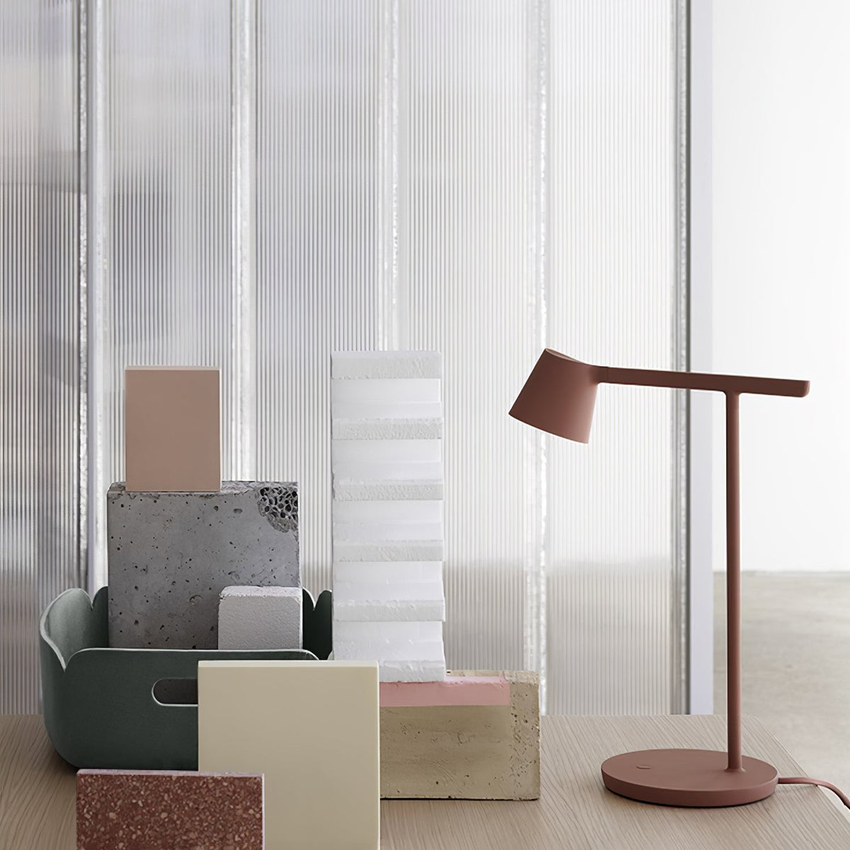 Fine Task Table Lamp