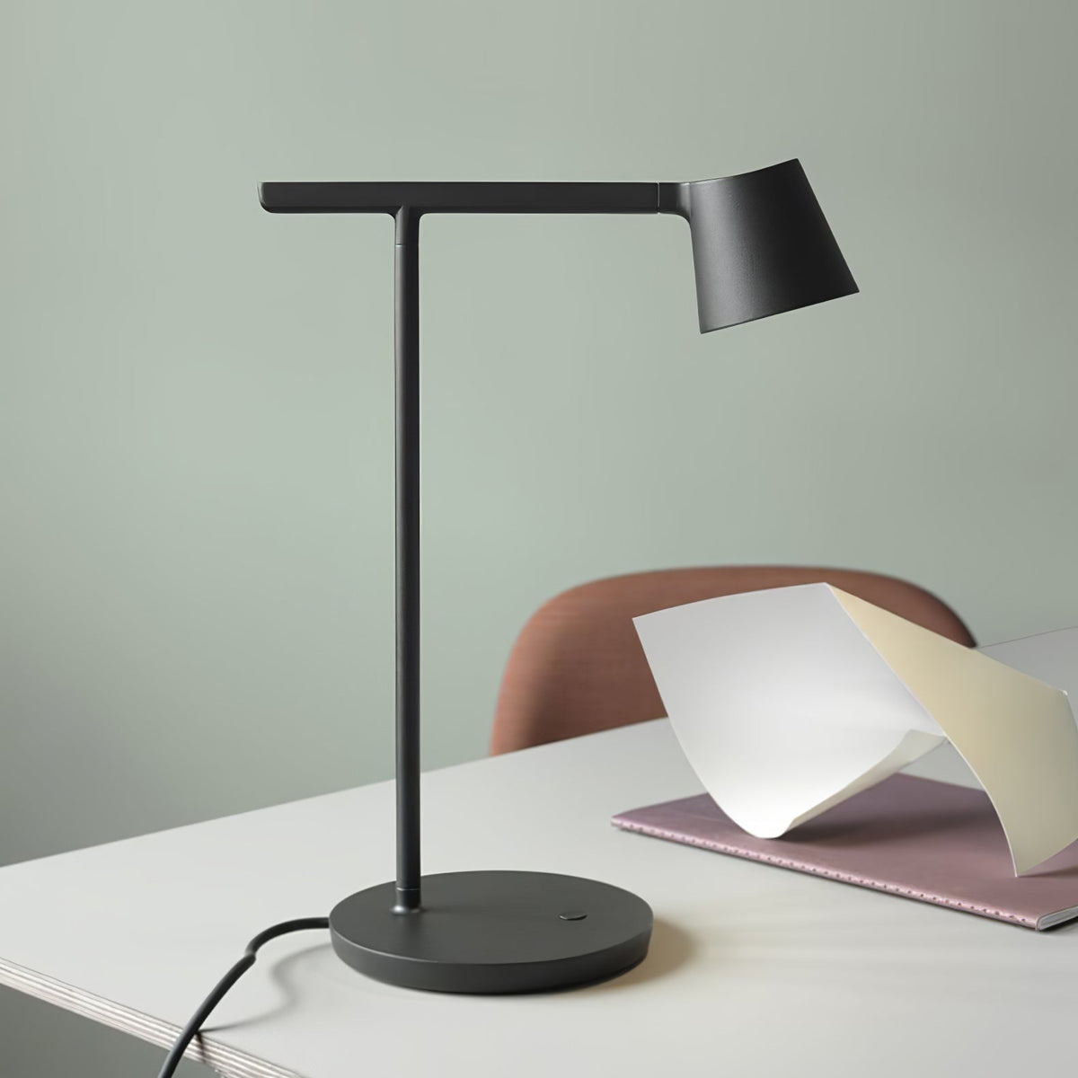Fine Task Table Lamp