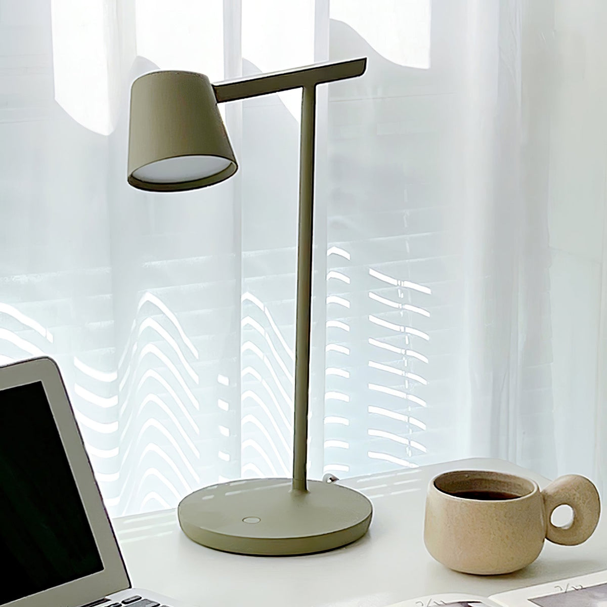 Fine Task Table Lamp