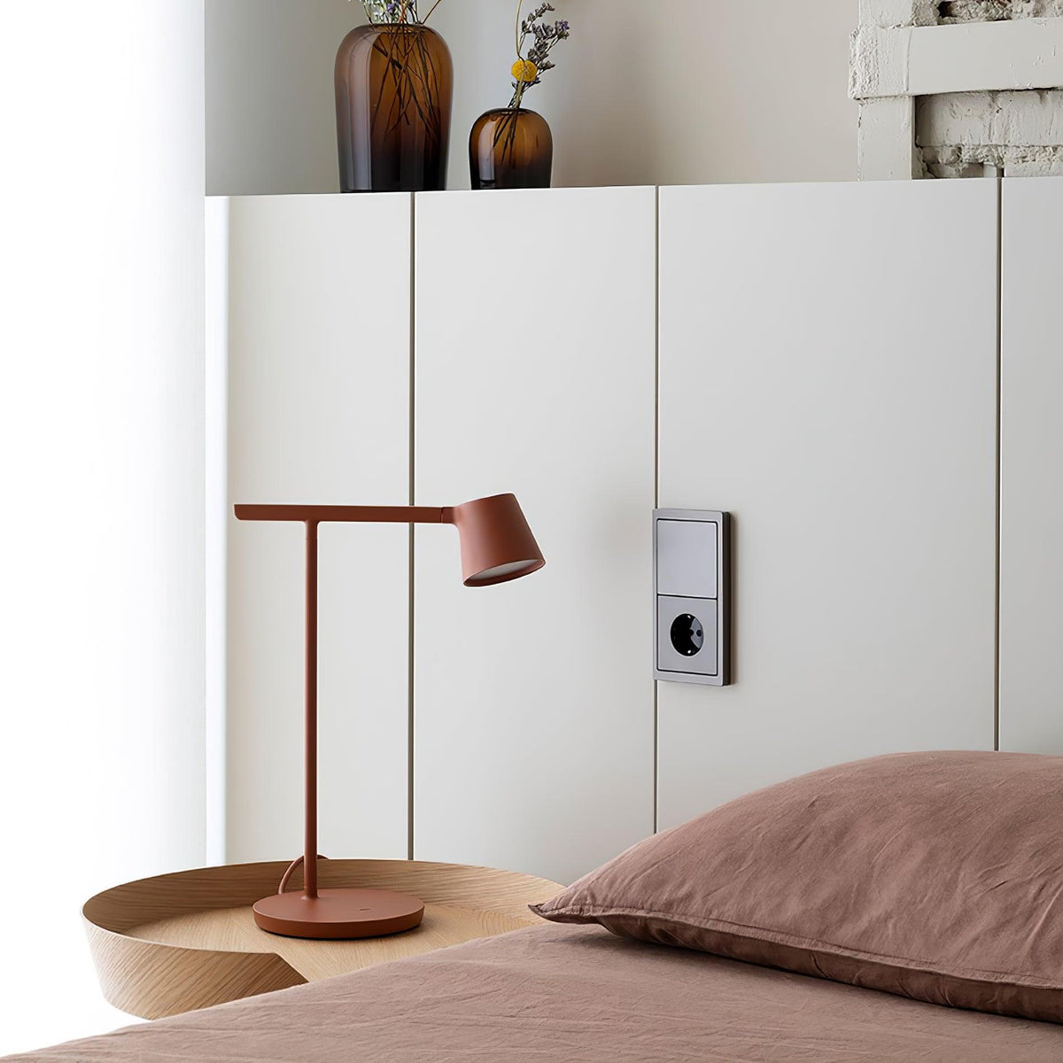 Fine Task Table Lamp