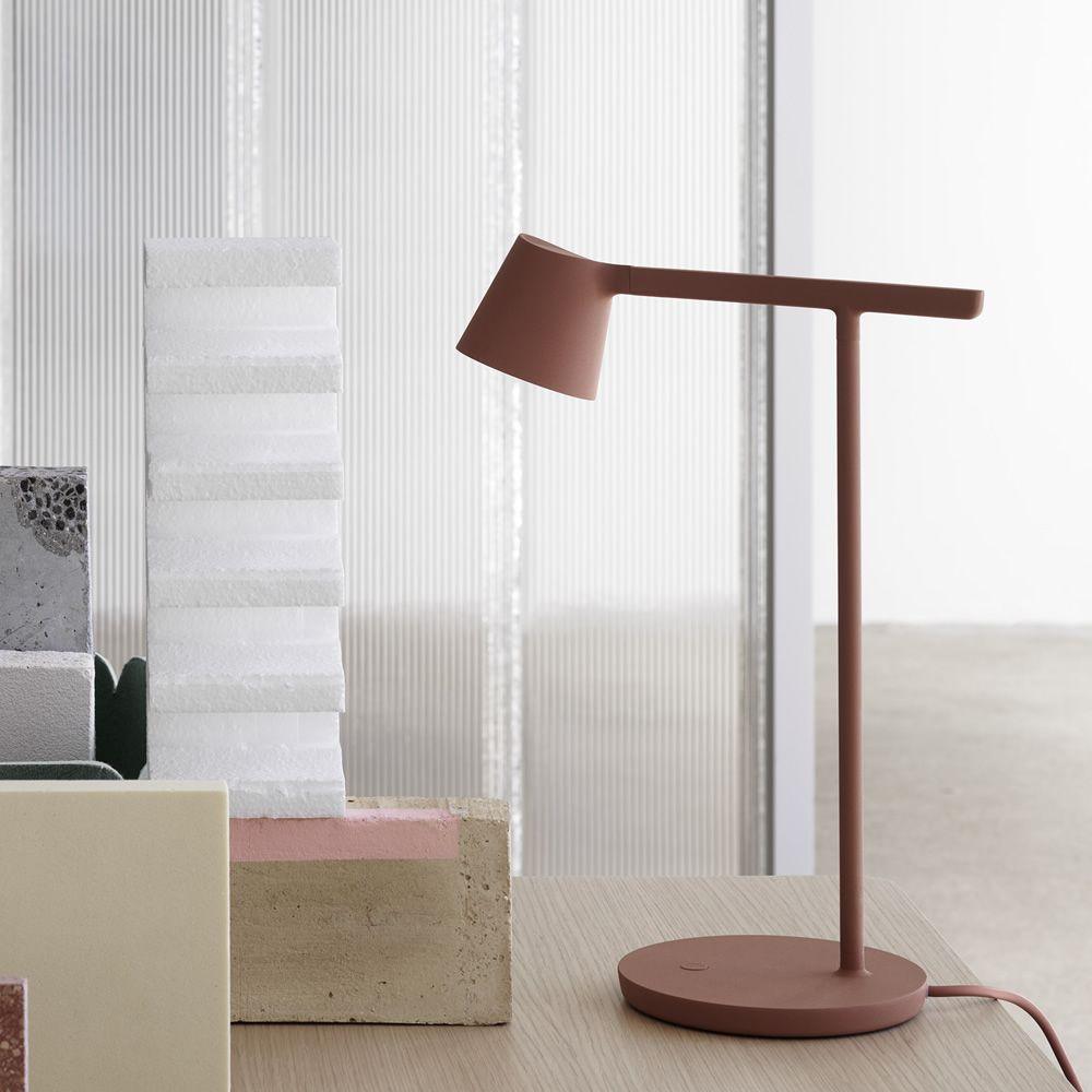 Fine Task Table Lamp